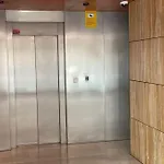 Nuevo-Luminoso Y Moderno. Parking Gratis!!