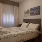 Nuevo-Luminoso Y Moderno. Parking Gratis!!