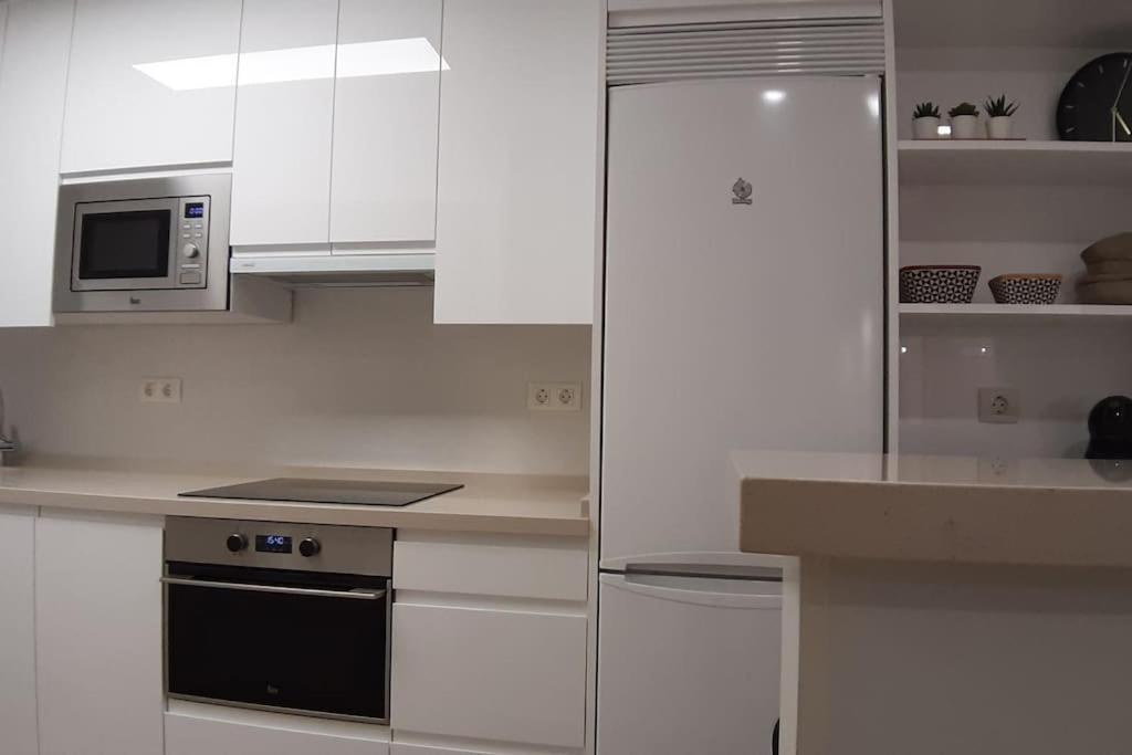 Appartement Nuevo-luminoso Y Moderno. Parking Gratis!! *