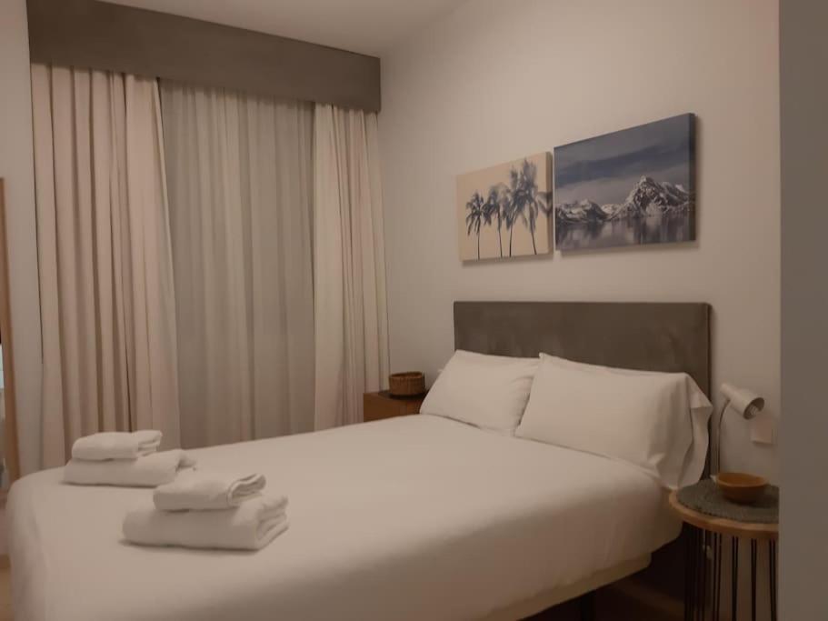 Nuevo-luminoso Y Moderno. Parking Gratis!! Appartement Séville